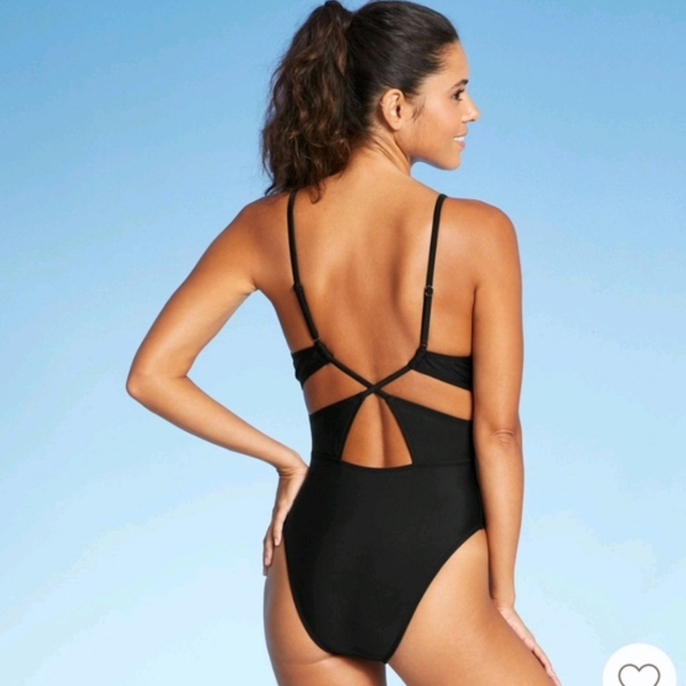 NWT Lace-Up Back One Piece Swimsuit